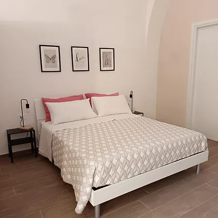 Apartment Realia